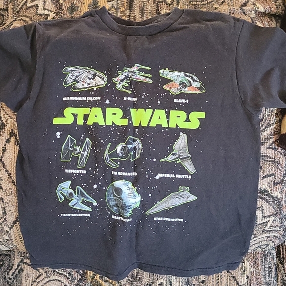 Star Wars Graphic T Tee Shirt boys Small 6 7 - Picture 2 of 3